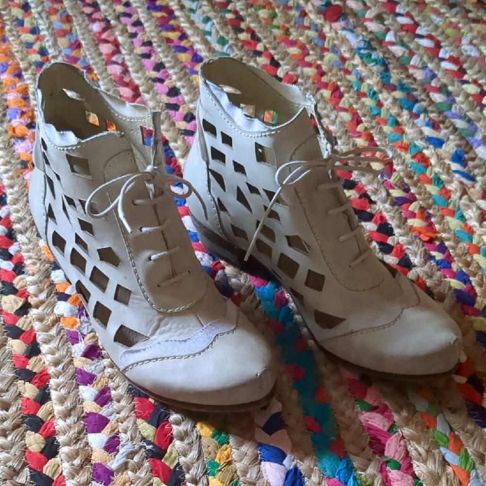 Rover Cream Cutout Ankle Granny Boots